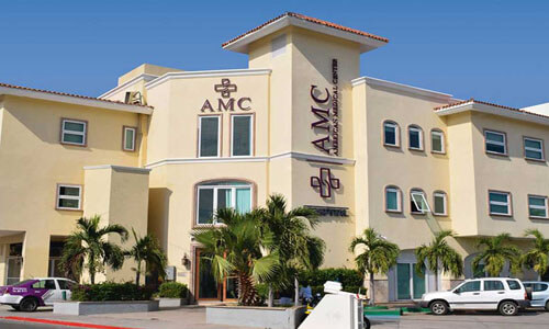 Picture of a major Hospital in beautiful San José, Costa Rica.  The picture shows a large sprawling medical complex with light tan colors.